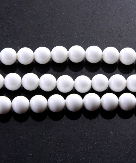 ball chain tassel three-strand bracelet (white)
