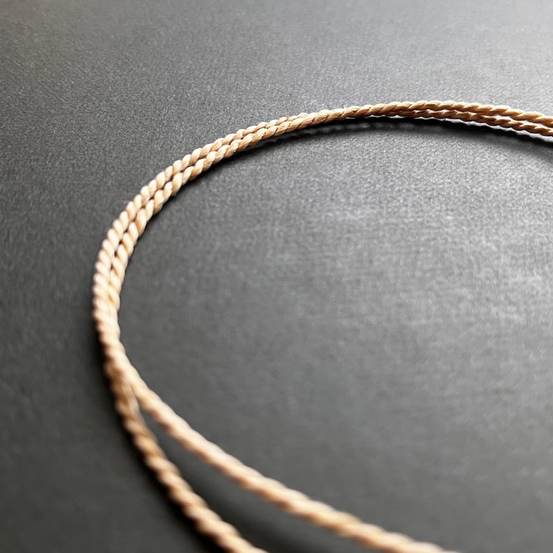 精麻とフラーレンの首飾り『と』(天然水晶3mm玉) | ケイこむ の 店