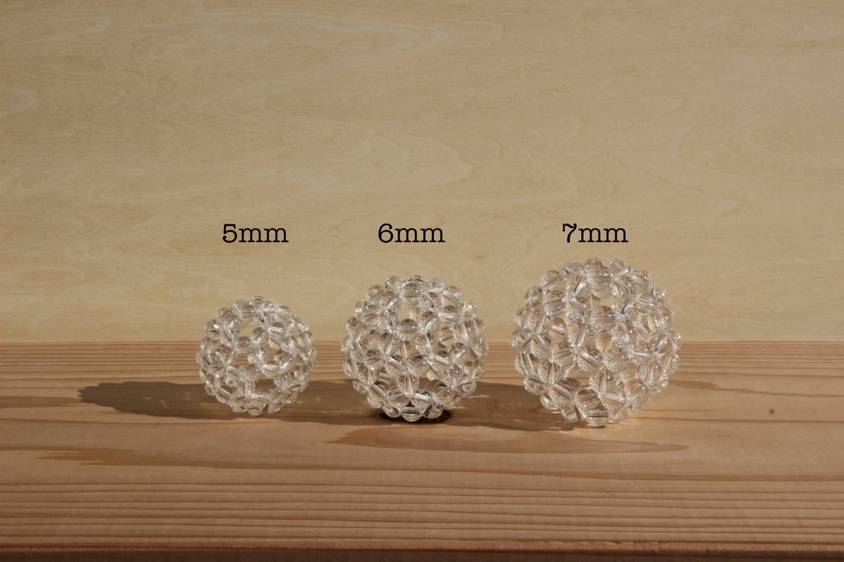 フラーレン　水晶　10mm玉　直径6.5cm 神聖幾何学フラーレン水晶（10mm玉） | acotama STORE