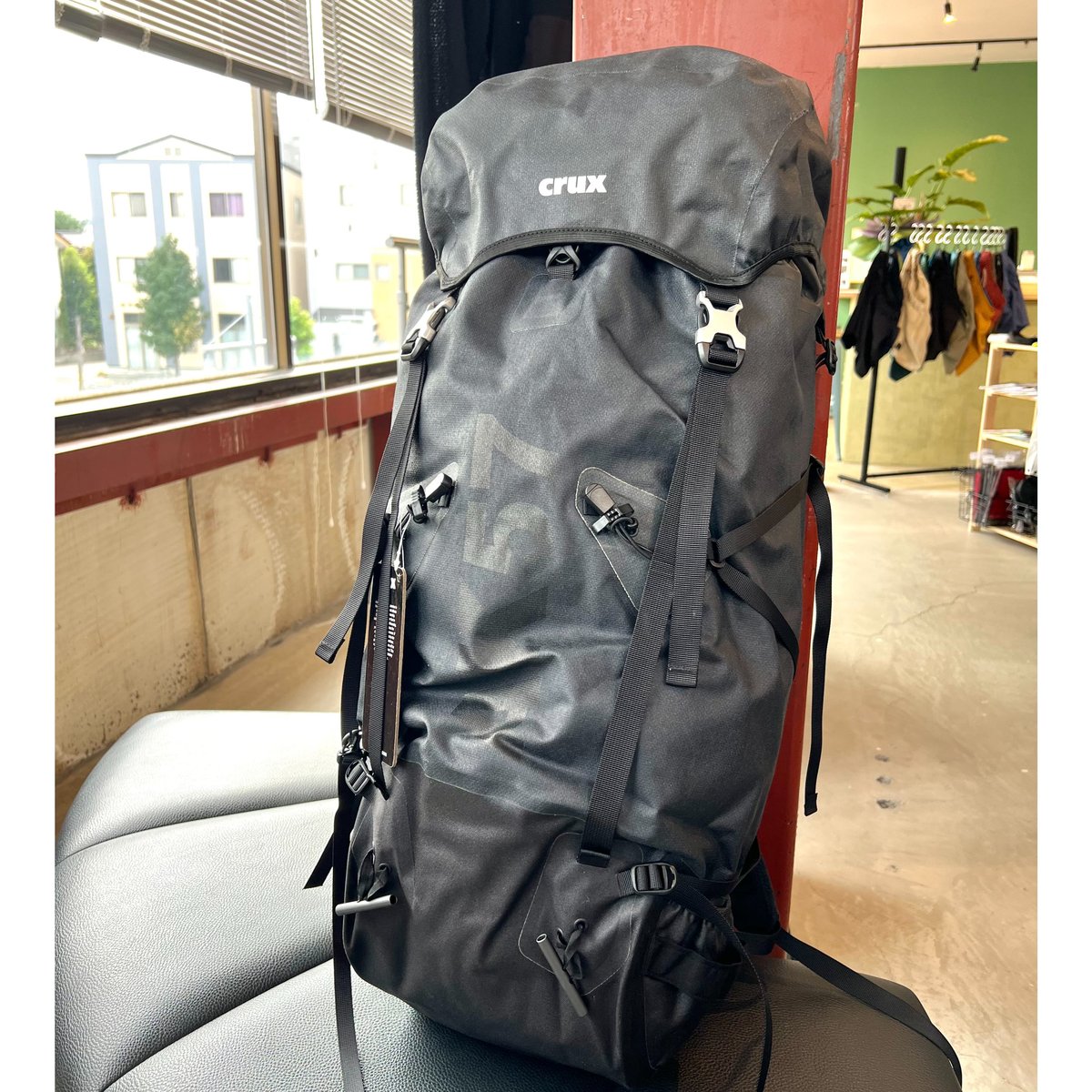 CRUX | AK57 | 山道具と喫茶 Eightdoor