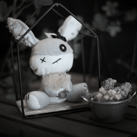 Creepy-Doll