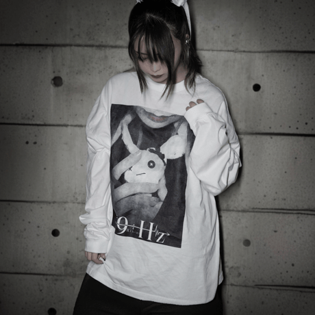 〈販売期間：2024/7/28~8/4終了〉【オーバーサイズ】19HzグラフィックロングTシャツ・ホワイト