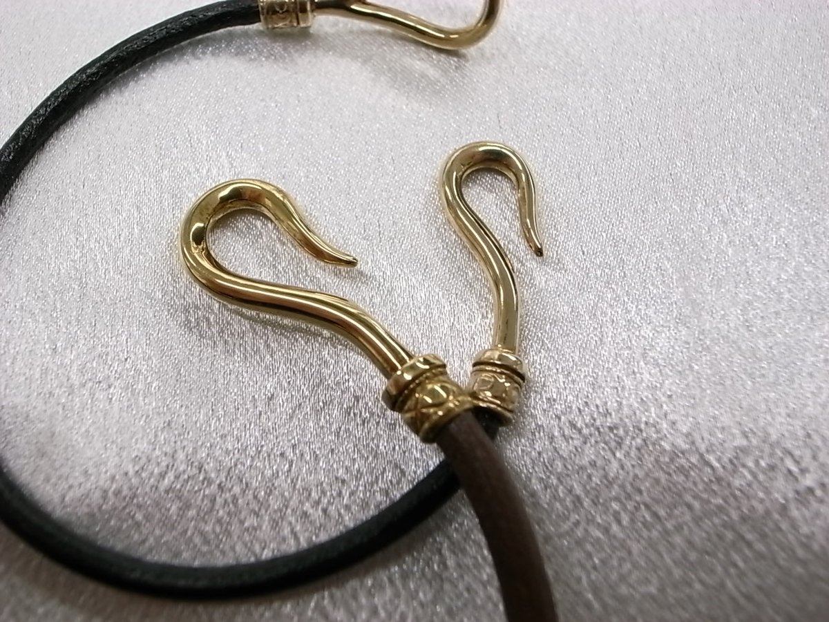 ダブルレザーフックブレスレット スモール サイズM gold/black