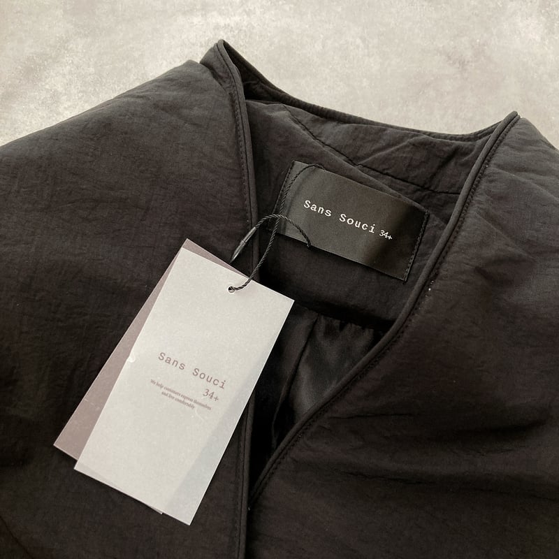 ◯ サンスーシ Sans Souci 34+ 撥水加工ステッチレス ノーカラーロング