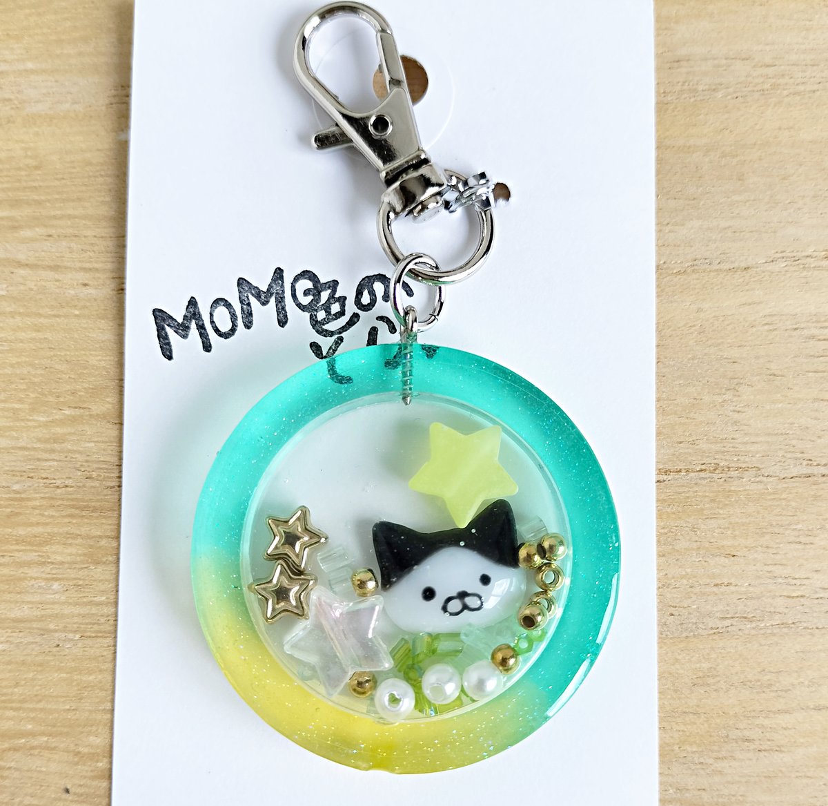 レジン*シャカシャカキーホルダー/ネコ入り(ハチワレ) | MoMo レジン*シャカシャカキーホルダー/ネコ入り(ハチワレ) | MoMo