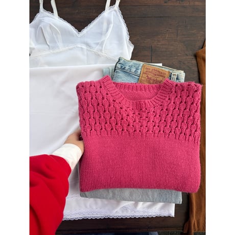 pink knit puff sleeve sweater