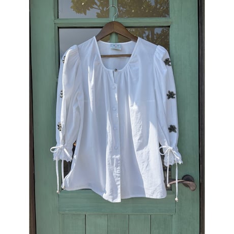 tyrolean blouse