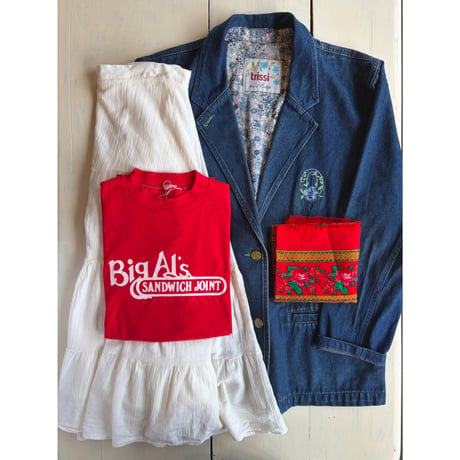 vintage red t shirt