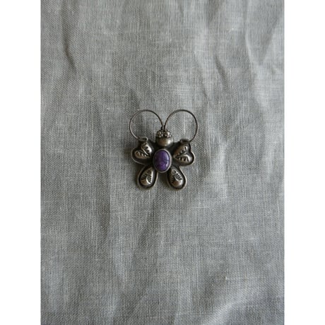 1940s "beauty" butterfly broach