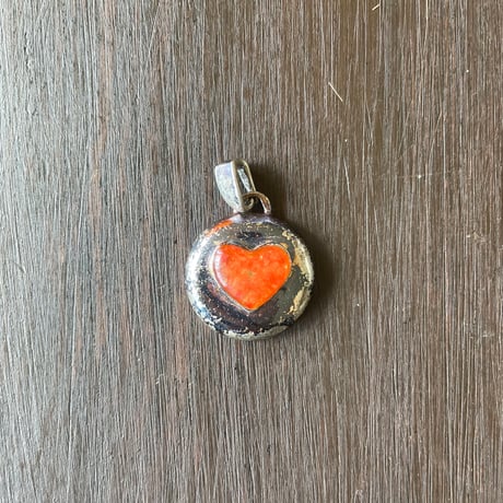 Orange heart pendant top