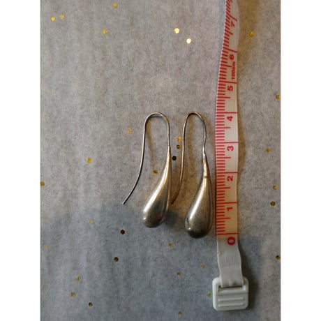 vintage silver teardrop pierces