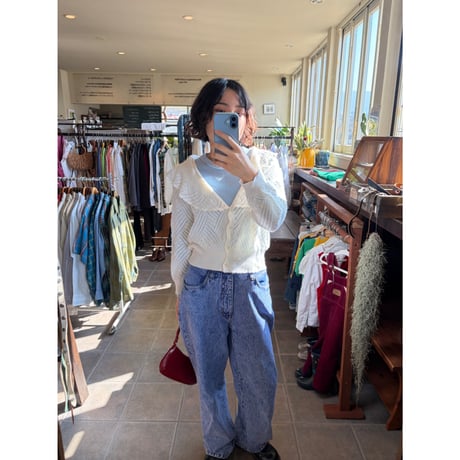 frill collar white knit cardigan