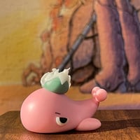 No.019 もち鯨 — Mochi Cetus （桜もち種）