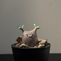 No.021 グニャキリス — Gnyacilius