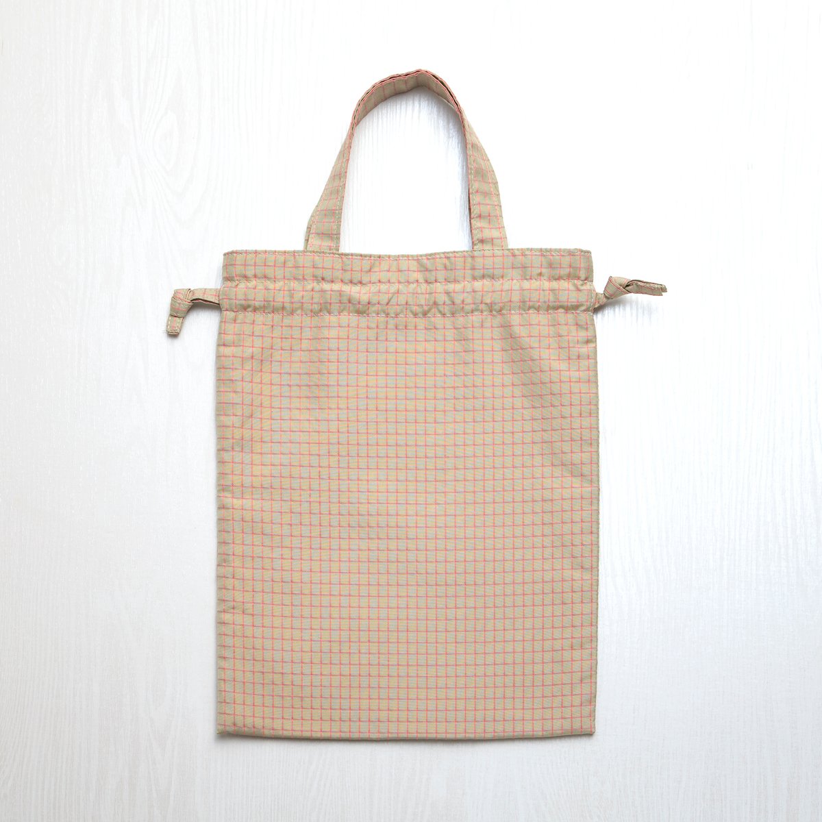 大島紬巾着トート（チェック柄／ピンク) | 「道の駅」都城NiQLL STORE