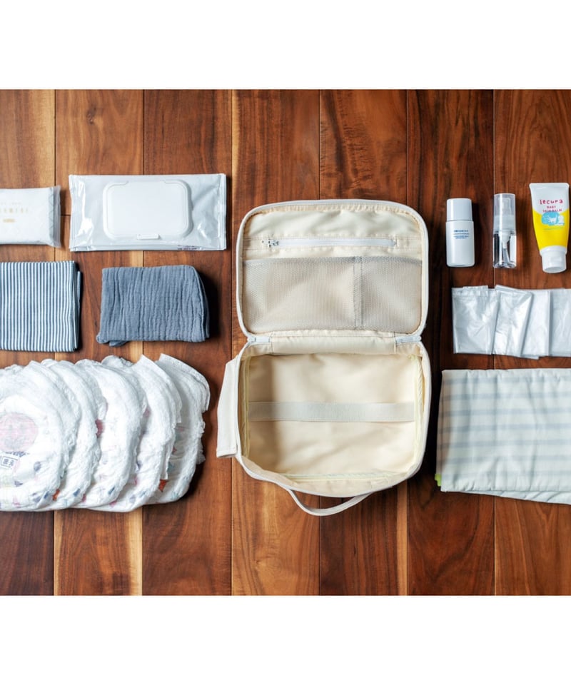 98%消臭 おむつポーチ【グレー】 | and pouch