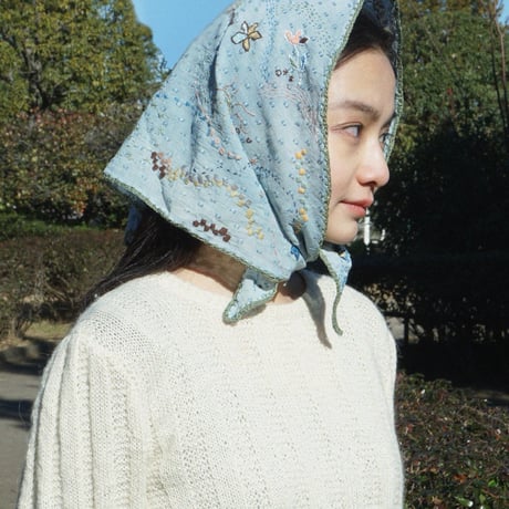 草木染め刺繍スカーフ