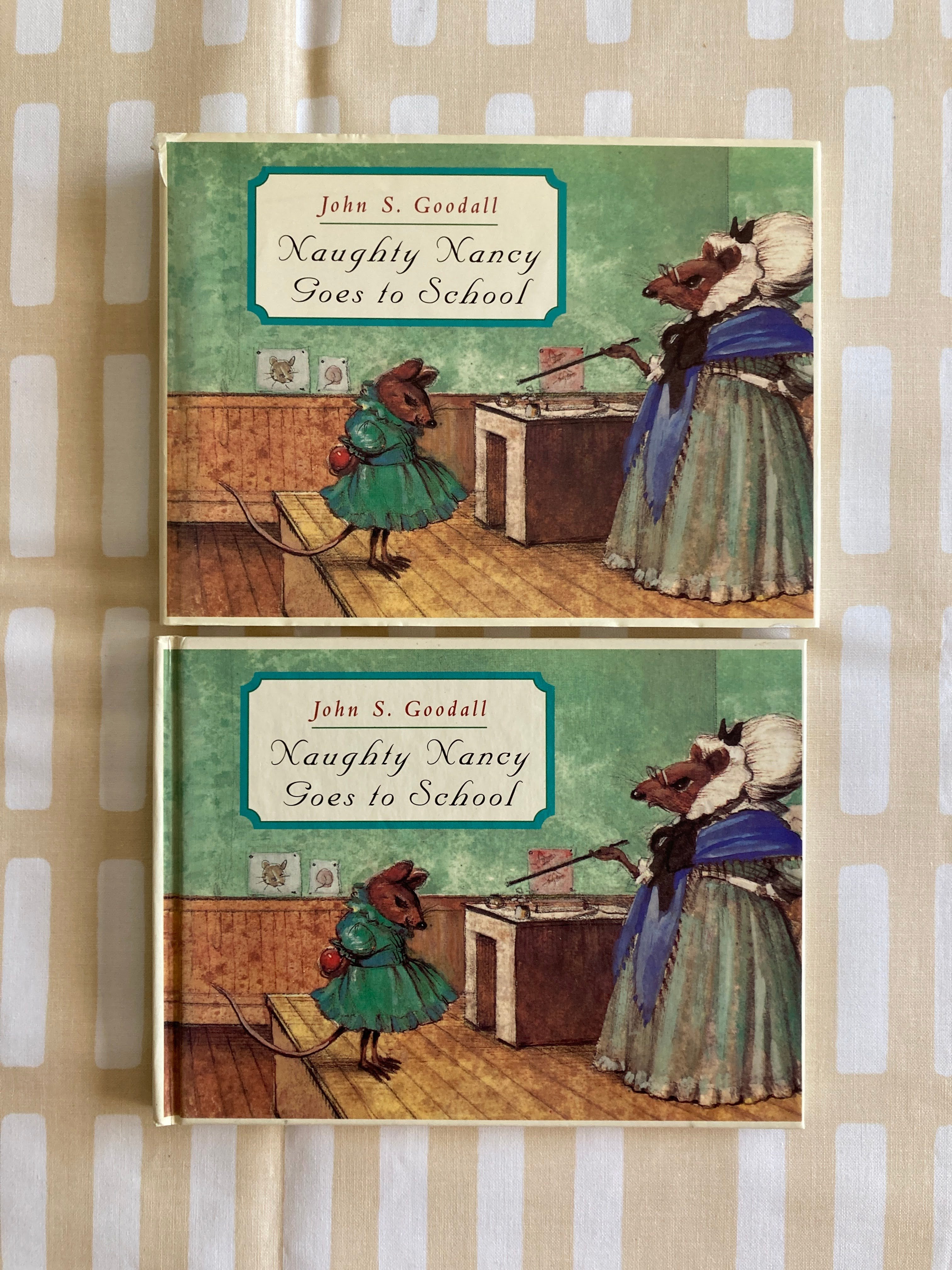 ◇しかけ絵本◇「Naughty Nancy goes to school」 ネズミ いたずらっ