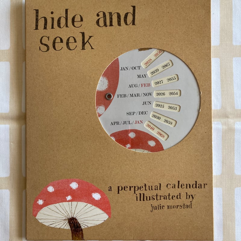 ジュリー・モースタッド「Hide and Seek: A Perpetual Calendar