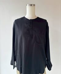 ゴーシュ｜ライトコットンサテン　プルオーバーシャツ