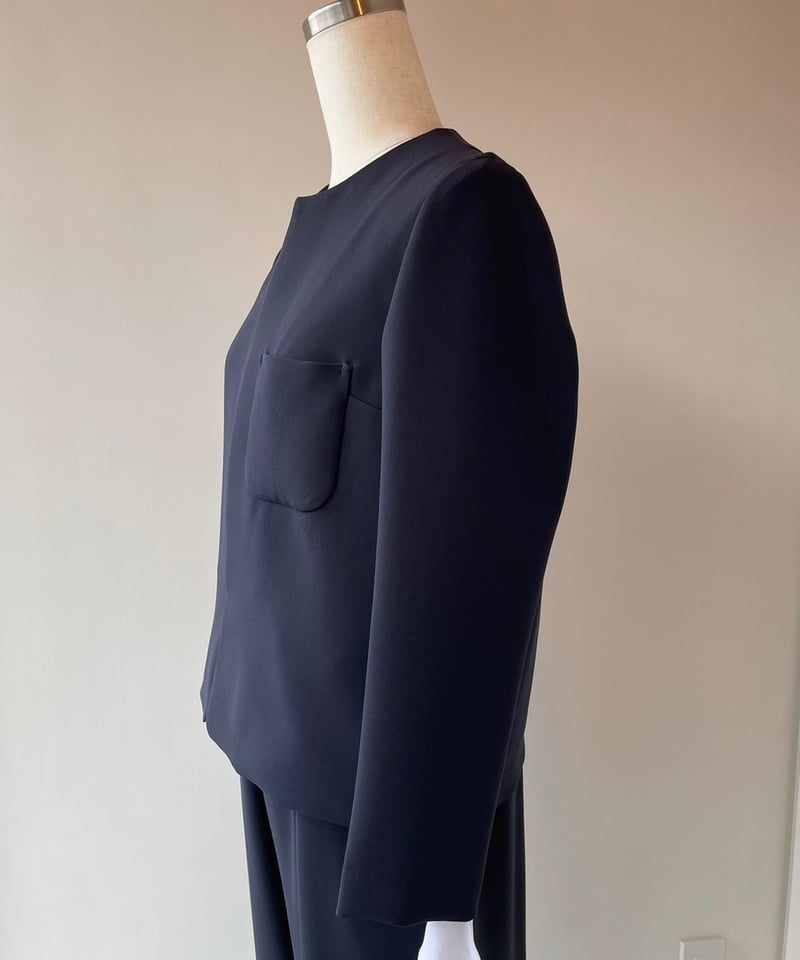 ゴーシュ｜ストレッチブラック ノーカラージャケット | gré