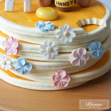 《数字やお名前が入れられる》くまちゃんのホットケーキ