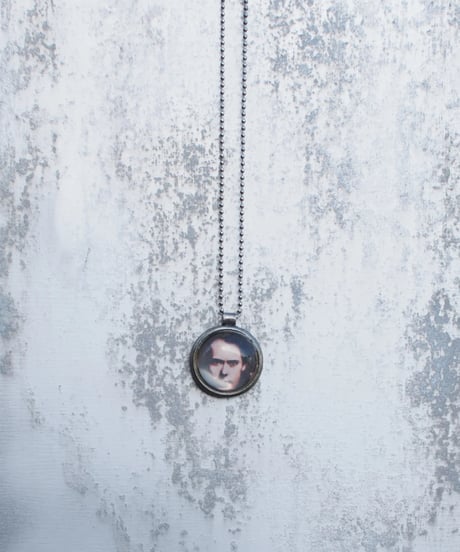 russian man necklace