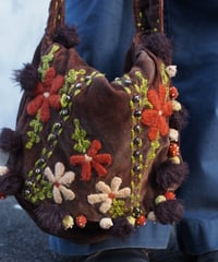 embroidery flowers ring bag from Italy