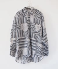 tiled pattern light shirt