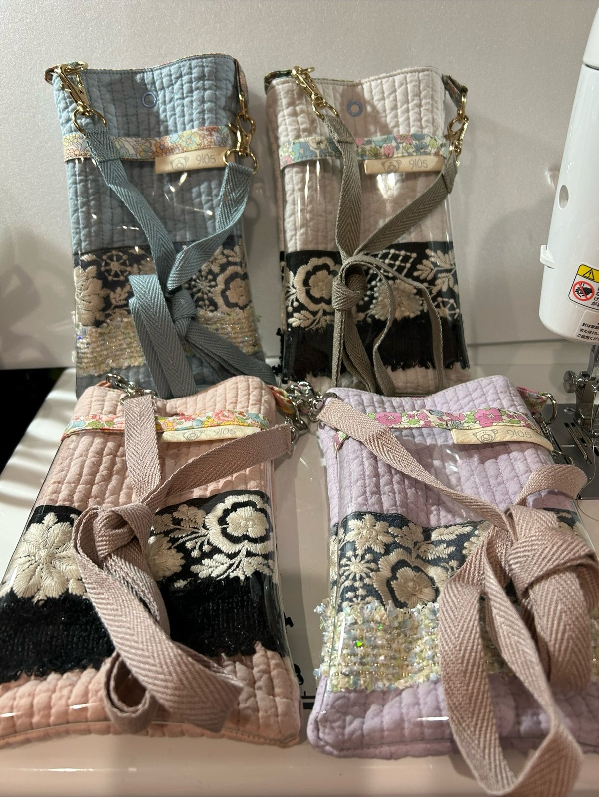 すずらん♡様専用】ハンドメイド ヌビ スマホポーチ-