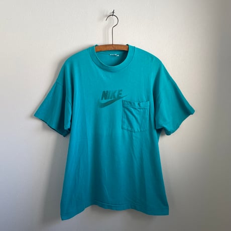 "NIKE" Pocket Tshirt