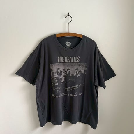 "THE BEATLES" gray Tshirt