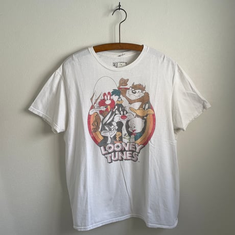 "LOONEY TUNES" white Tshirt