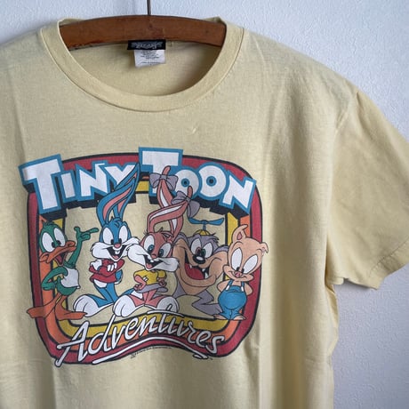 "TINY TOON" yellow Tshirt