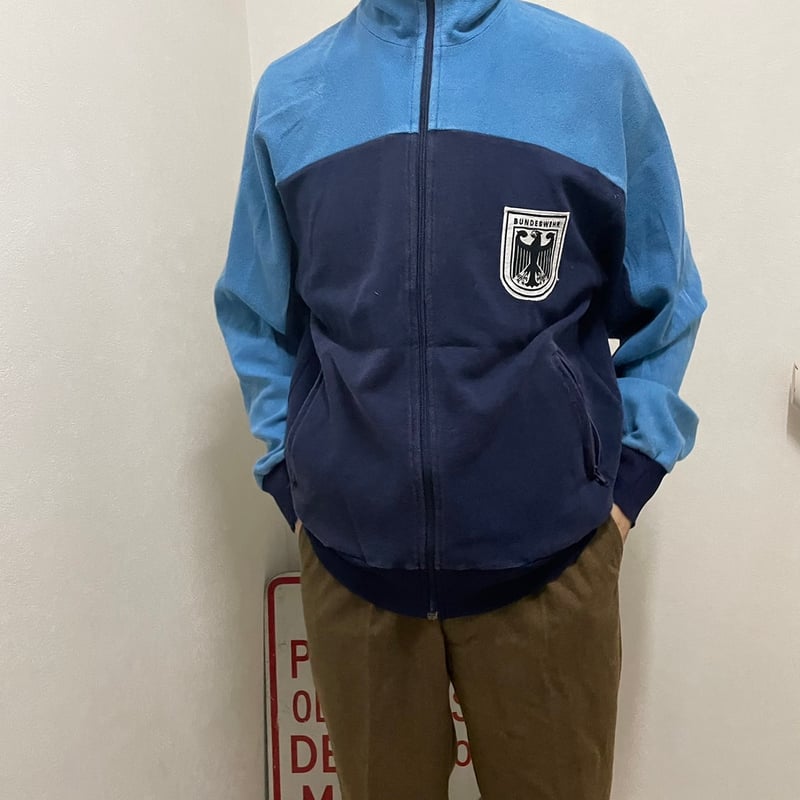 ⭐️ドイツbrand サイズ大きめsize52-大人気Lサイズ sacai ⭐️ドイツbrand サイズ大きめsize52-大人気Lサイズ sacai