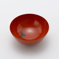 蒔絵「不二」平まり（朱色）φ12.5cm