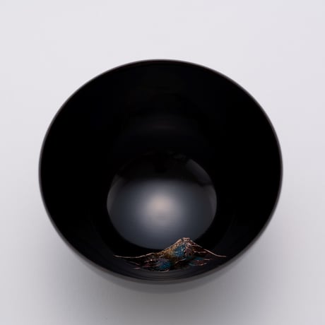 蒔絵「不二」漆まり（黒色）φ10.5cm