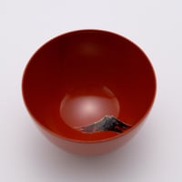 蒔絵「不二」漆まり（朱色）φ10.5cm