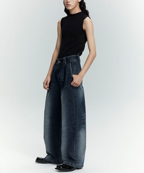 LOOSE STRAIGHT WASH DENIM