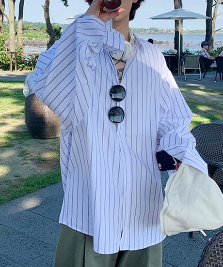 LOOSE STRIPED SHIRT
