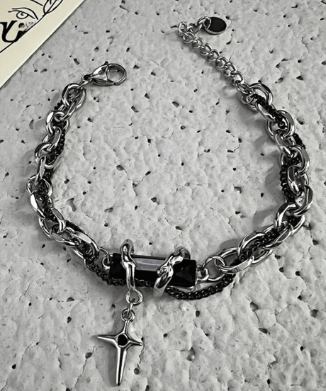 BLACK CRYSTAL STAR BRACELET