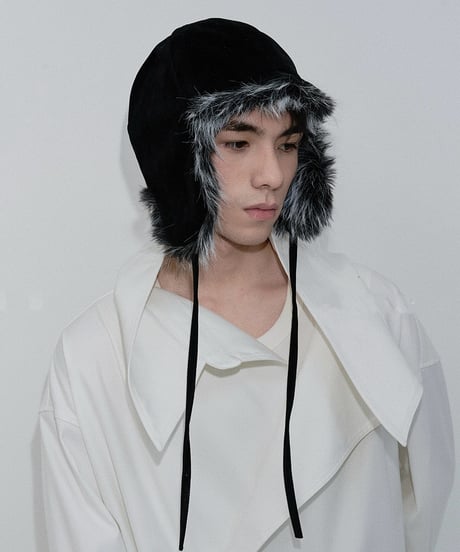 SUEDEFLOW EARFLAP CAP