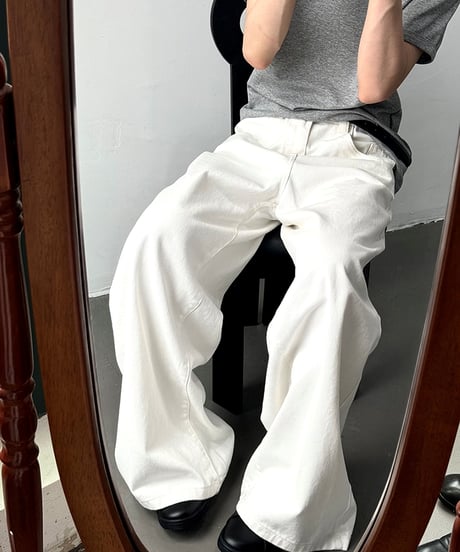 WIDE LEG WHITE DENIM