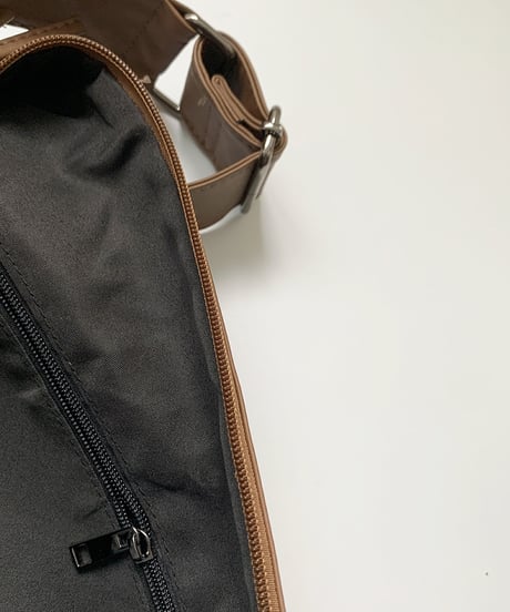 FAUXLEATHER ROUND SHOULDER BAG /2color
