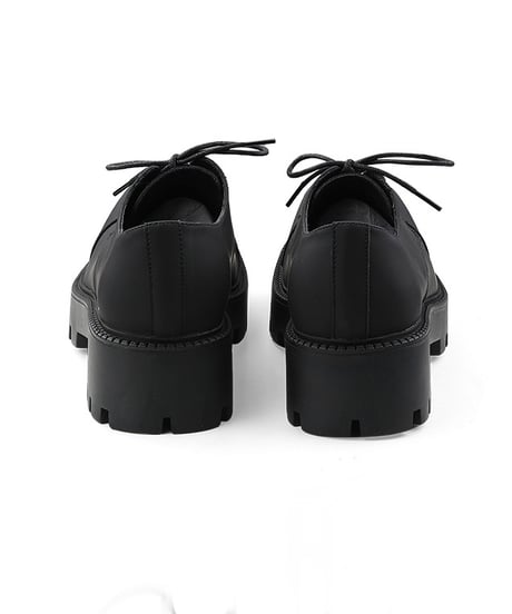 THICK-SOLED SQUARE-TOE SHOES