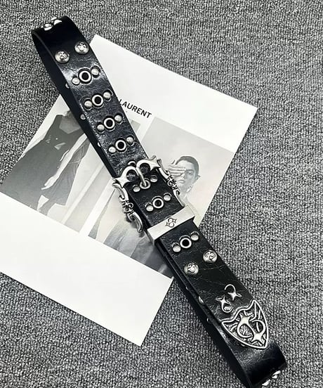 HELLBOUND STUDS BELT