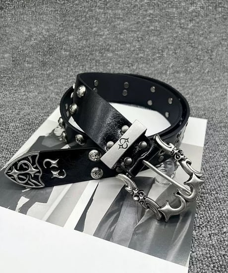 HELLBOUND STUDS BELT