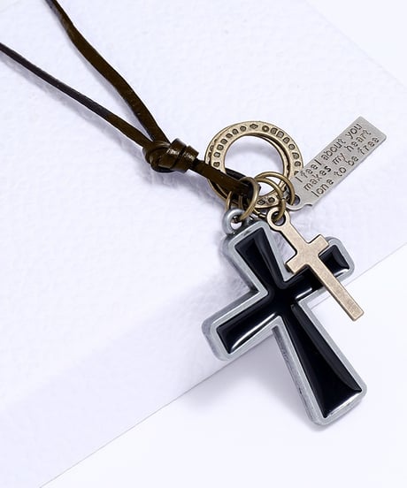 RETRO CROSS LEATHER CHOKER