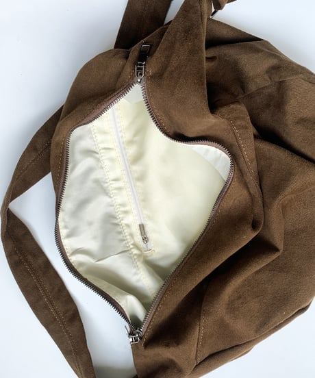 CANVAS ROUND SHOULDER BAG