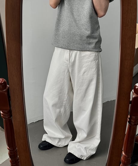 WIDE LEG WHITE DENIM